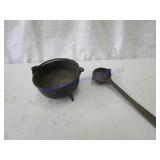 CAST POT & LADDLE