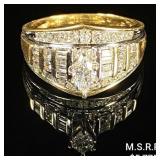 3.9 DWT 10 KT Gold w/ Diamond Ring Sz: 7.5 3.9 DWT 10 KT Gold w/ Diamond Ring Sz: 7.5