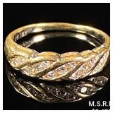 2 DWT 14 KT Gold w/ Diamond Ring Sz: 7.5 2 DWT 14 KT Gold w/ Diamond Ring Sz: 7.5
