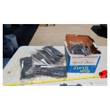 CHEMICAL PROTECTIVE GLOVES