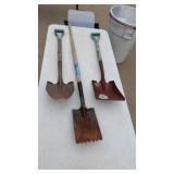 SHOVELS