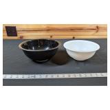 PYREX MIXING BOWLS