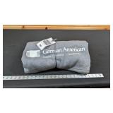 SWEATSHIRT BLANKET
