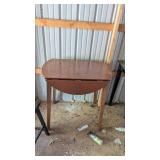 DROP LEAF TABLE