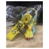 POKEMON Mewtwo? Keychain MIP Sealed