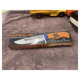 Dukes of Hazzard General Lee Large Knife MIB