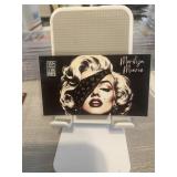 Marilyn Monroe Blindfold 1 Grain Silver Bar Card