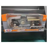 Hen & Rooster 1940 Ford Pickup & Knife MIB