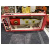 HEDDON LARGE Baby Lucky 13" BAIT Display NIB MIB