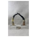 Set of 2 horns on resin bases