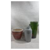 3 planter pots