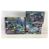 STAR TREK Starship Enterprise, Figures