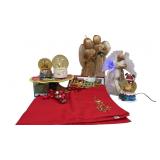 Straw Angels, Fiber Optic Tree Topper, Musical