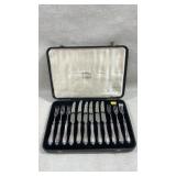 Harrods ltd Knightsbridge cased set of silver