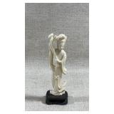 Japanese carved ivory figurine depicting a