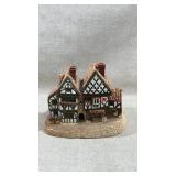 Lilliput Lane miniature sculpture of a
