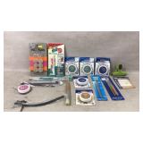 Arts and crafts supplies