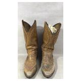 Tan Leather Cowboy Boots with Stitched Patterns