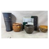 Ceramic Artworks With Decorative Designs