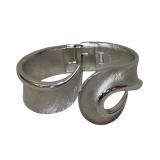 Trifari Mid-Century Silver Comet Swirl Hinged