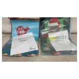 2 sets of seasonal tablecloths