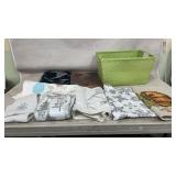 Fabric Handled Tote, Seasonal Table Runners