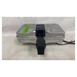 Electric CucinaProï¿½ flower wafflemaker