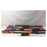 HO Scale Trains Engines, Box Cars, Caboose, Tanker