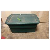 Sterilite 33-Gallon Heavy Duty Tote Box, Green