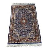 TRADITIONAL PERSIAN ISFAHAN AREA RUG
