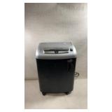 Fellowes Powershred SB-87Cs 15-sheet cross-cut