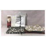 Table Linens and Placemats Set