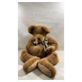 XL Vtg Boydï¿½s collectible bear