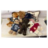 Plush Teddy Bears with Decorative Pillow