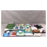 Kitchen Towels and Pot Holders
