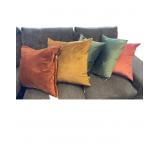 5 Clean Decorative Throw Pillows