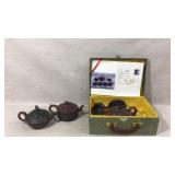 Tea pots and tea cup set