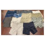 Group of 12 menï¿½s cargo/shorts
