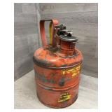 1 Gallon VTG Oil Can