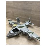 True Heroes Sentinel 1 Cargo Plane by Motor Max