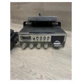 Radio Shack TRC-425 ï¿½Nine Scanï¿½ CB Radio -