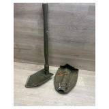 US Army Issue Shovel and Carry Pouch