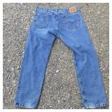 Leviï¿½s 505 Menï¿½s 38x32 Jeans - Used -
