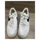 Nike Menï¿½s Sz 10 Court Shoes