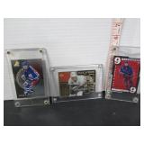 3 WAYNE GRETZKY CARDS IN CASES