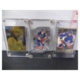 3 WAYNE GRETZKY HOCKEY CARDS