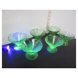 6 VINTAGE URANIUM GLASS MADRID DESSERT BOWLS