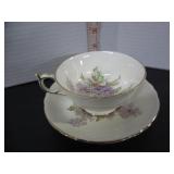 BEAUTIFUL PARAGON LILAC PATTERN CUP & SAUCER