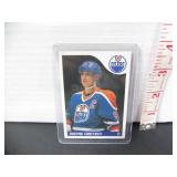 1985-86 OPC WAYNE GRETZKY HOCKEY CARD