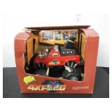 BOXED 4X FANG CLAW MONSTER TRUCK
